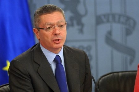 Fraude de 4.000 a 50.000 euros: de tres meses a un año de prisión según el nuevo Código Penal