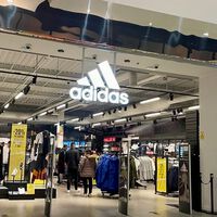 Ni Nike ni Asics: Adidas arrasa con sus zapatillas de running más vendidas por menos de 40 euros