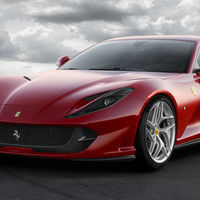 Video: Mira al Ferrari 812 Superfast llegar a 324 km/h como si fuera algo sencillo