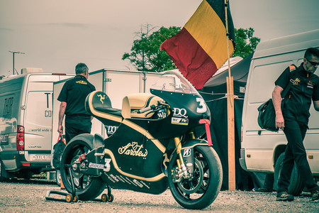 Las motos eléctricas tienen un nuevo reto: Saroléa correrá las 24 Horas de Le Mans