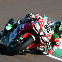 Así de aterrador fue el accidente de Eugene Laverty al quedarse sin frenos y tener que saltar a 160 km/h