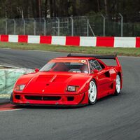 Un hombre se hizo rico creando videojuegos de carreras míticos y cumplió su sueño: un Ferrari F40 absolutamente espectacular. Ahora puedes comprarlo... si tienes 3 millones