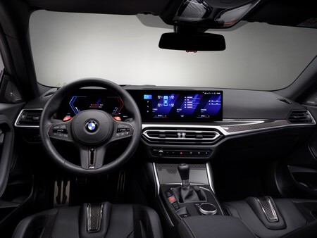 BMW M2 INTERIOR