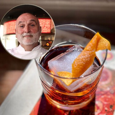 Así prepara José Andrés el cóctel Negroni en homenaje a su querido amigo Anthony Bourdain, fallecido en 2018 