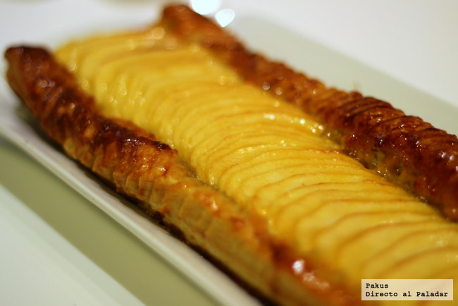 Banda de manzana y crema de pistachos, receta dulce para el postre o la merienda