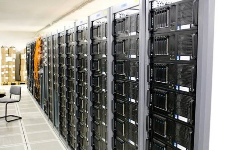 Alojamiento web redundante como protección contra una caída de servicios