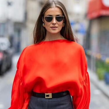 Mango y H&M tienen las blusas coloridas que llevaremos sin parar esta primavera: cinco modelos fáciles de combinar con vaqueros