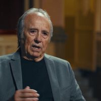 Joan Manuel Serrat, 82 años, sobre sus estudios: "En tercero de Biología trabajé como becario en el CSIC en Jaca, cobrando un sueldo muy escaso" 