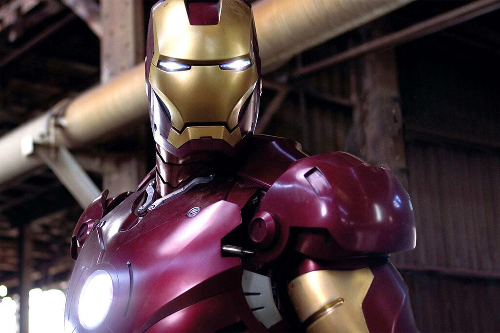 Antes del éxito de Smallville, sus guionistas trabajaron en una película de Iron Man... con Tom Cruise como protagonista. 