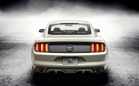 A subasta el último Ford Mustang GT 50 aniversario disponible en México