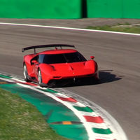 ¡Música para los oídos! El exclusivo Ferrari P80/C, cazado en vídeo haciendo rugir su V8 de más de 700 CV