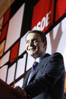 Zapatero gana las elecciones: resumen de sus promesas económicas