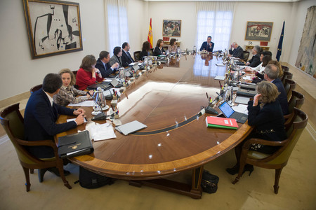 El Gobierno mejorará el cese de actividad para 2018 y la devolución de cuotas en IT desde 2019