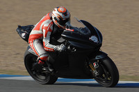 ¿Qué pasa con Marco Melandri y su Ducati?