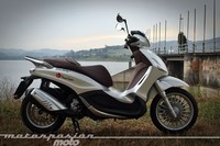 Piaggio Beverly 300ie, prueba (conducción en ciudad y carretera)