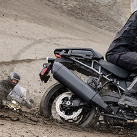 Un senador de EE.UU. propone que los fallecidos en accidente de moto que no lleven casco tengan que donar sus órganos