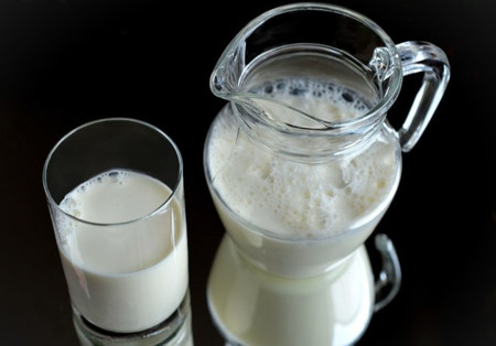 Un tapón que te avisa si la leche se ha estropeado (proyecto)