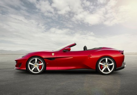 Ni Ferrari se salva de Tesla. En Italia ya cocinan un rival para el Model S