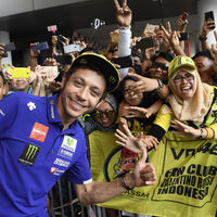 El juez archiva la denuncia de la "aficionada del selfie" contra Valentino Rossi