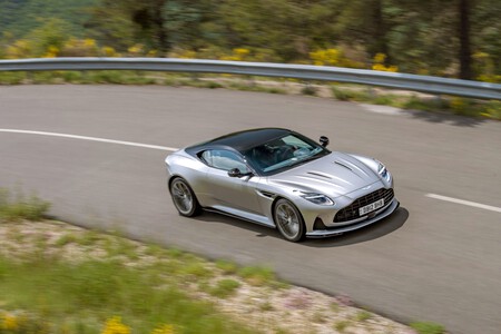 Aston Martin DB 12 Primer Contacto 8