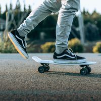 Vans está liquidando en su outlet todas las tallas sueltas de zapatillas a mitad de precio para renovar tu colección 