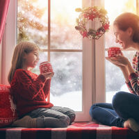 Ya estamos invadidos por el espíritu navideño, ¿es bueno o malo para los niños vivir la Navidad con tanta anticipación?