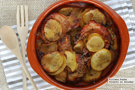 Chuletas de cerdo a la sidra con patatas. Receta