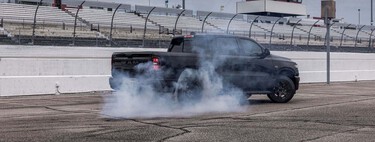 El antiguo jefazo de Stellantis pasó de lo que le decían los concesionarios y mató al motor V8 HEMI. Ahora ha vuelto en una pickup y en 24 horas ha acumulado más de 10.000 pedidos