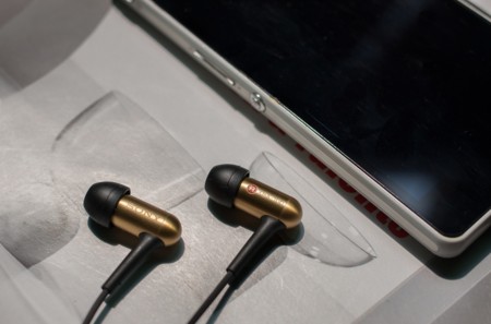Pese a seguir dando pérdidas, la línea Xperia de Sony muestra mejoría, ¿hay luz al final del túnel?