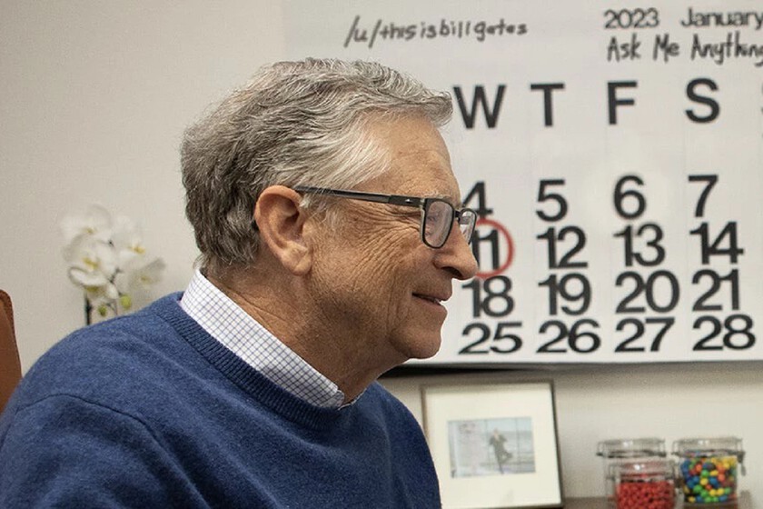 Bill Gates lo tiene claro: las tres profesiones que sobrevivirán a la IA serán éstas
