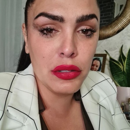 Amor Romeira, horrorizada y entre lágrimas, relata el acoso que sufrió en plena calle por cuatro hombres: "Sentí ansiedad, miedo y pánico"