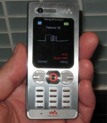 Sony Ericsson W880 para la semana que viene