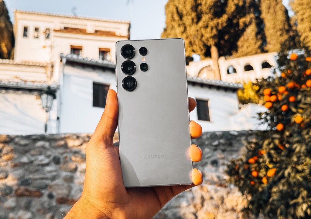 Los españoles somos cada vez más exigentes comprando móviles: es una oportunidad de oro para Samsung