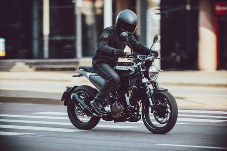 Husqvarna Svartpilen 125: la primera naked de la marca para el carnet A1 llega en febrero