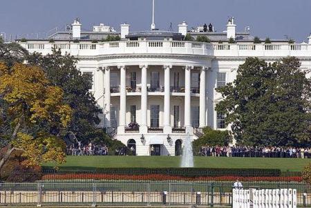 La Casa Blanca advierte sobre el uso de redes sociales en la Administración