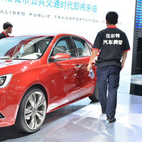 China va a dar el siguiente paso en la guerra del coche eléctrico: romper el estigma de las baterías caras