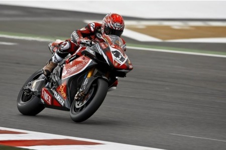 Noriyuki Haga logra la pole por delante de... ¡Fonsi!