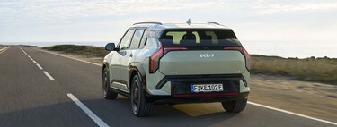 Tesla empieza el año con mala pata en España: se han vendido más coches eléctricos, pero no de la marca de Elon Musk