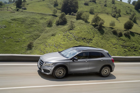 Mercedes asume que no fabrica suficientes crossover GLA