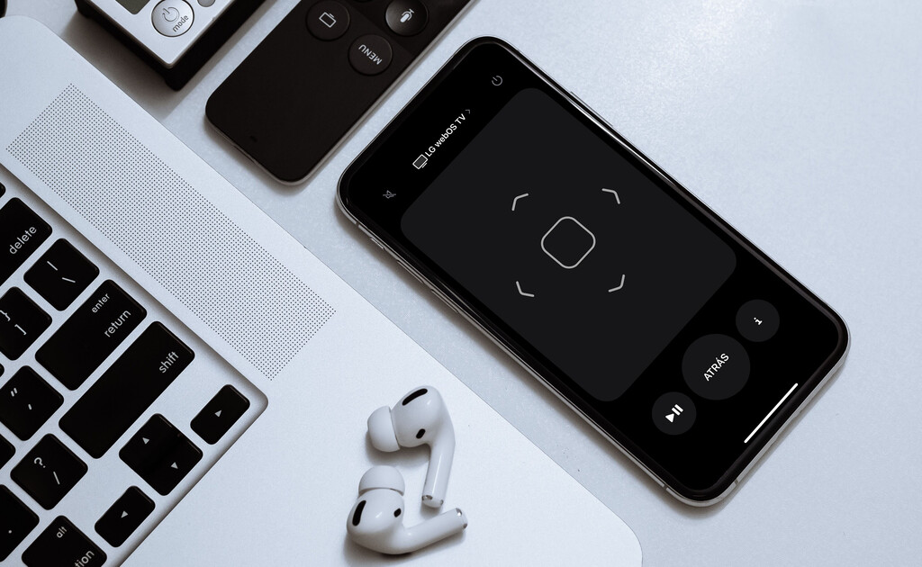 El truco definitivo para usar tu iPhone como mando a distancia con casi cualquier televisor