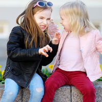 Estas son las cinco cosas que puedes hacer y las cinco que debes evitar si tus hijos se están peleando 