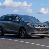 Toyota y Lexus emiten llamados a revisión junto a Profeco en México: más de 13 mil autos tienen defectos que podrían causar accidentes