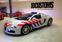 Y este es el Bugatti Veyron de la Policía de Delft... para las fotos