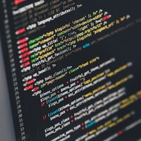 Los programadores ya no pueden vivir sin la IA. Pero saben que no se pueden fiar al 100% de ella