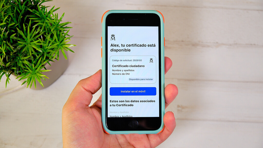 Cómo pedir el certificado digital desde el móvil gracias a la nueva app