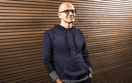 Para Satya Nadella, Windows 10 hará que los desarrolladores se interesen por sus smartphones