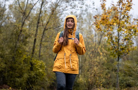 Chaqueta Impermeable De Montana Y Trekking Mujer Quechua Nh550 2