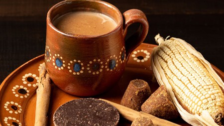 Cuándo es y cómo llegar a la Feria del Atole de Coacalco para probar un champurrado o atole de elote