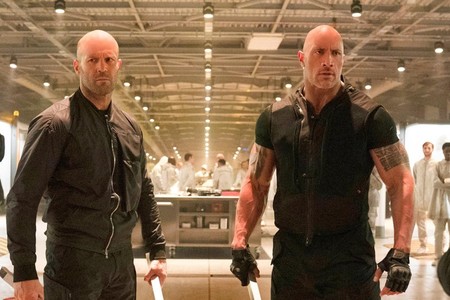 El tráiler de Hobbs & Shaw se aleja de todo lo que conocíamos de Rápidos y Furiosos, pero promete una película muy divertida
