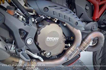 ducati_monster_1200_650_012.jpg